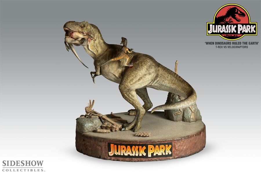 Jurassic Park T-Rex statue 2011 davesgeekyideas